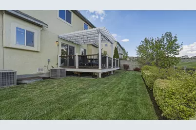 3926 E Barton Creek Dr, Eagle Mountain, UT 84005 - Photo 43