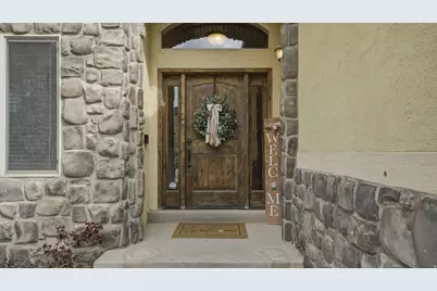 3926 E Barton Creek Dr, Eagle Mountain, UT 84005 - Photo 5
