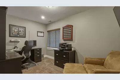 3926 E Barton Creek Dr, Eagle Mountain, UT 84005 - Photo 33