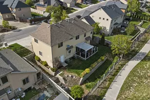 3926 E Barton Creek Dr, Eagle Mountain, UT 84005 - Photo 45