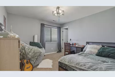 3926 E Barton Creek Dr, Eagle Mountain, UT 84005 - Photo 29
