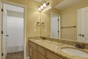 3926 E Barton Creek Dr, Eagle Mountain, UT 84005 - Photo 29