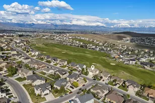 3926 E Barton Creek Dr, Eagle Mountain, UT 84005 - Photo 47
