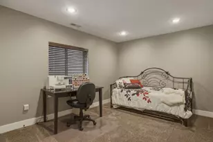 3926 E Barton Creek Dr, Eagle Mountain, UT 84005 - Photo 37