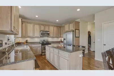3926 E Barton Creek Dr, Eagle Mountain, UT 84005 - Photo 13