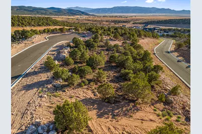 3106 W Sunrise Cir, Cedar City, UT 84720 - Photo 3