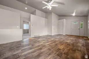 1048 S Slate Canyon Dr, Provo, UT 84606 - Photo 3