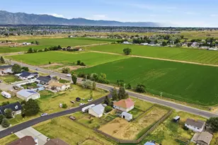 5264 W 5500 S, Hooper, UT 84315 - Photo 35