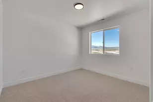 663 E Ryegrass Dr, Eagle Mountain, UT 84005 - Photo 13