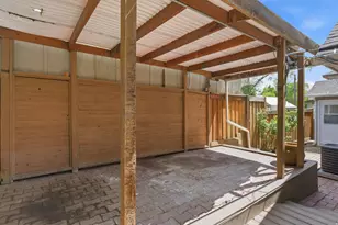 186 M St E, Salt Lake City, UT 84103 - Photo 39