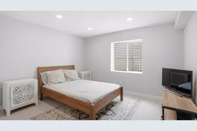 3639 W 8280 S, West Jordan, UT 84088 - Photo 23