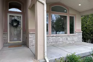 5754 S Crest Flower Way W, Kearns, UT 84118 - Photo 3