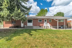 8947 S 500 E, Sandy, UT 84070 - Photo 25