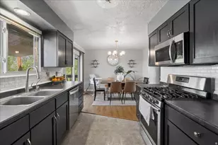 2419 N 2550 E, Layton, UT 84040 - Photo 13
