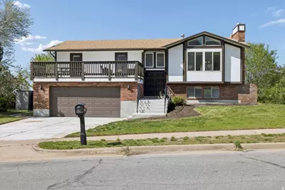 2419 N 2550 E, Layton, UT 84040 - Photo 3