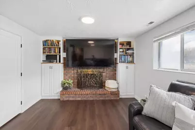 2419 N 2550 E, Layton, UT 84040 - Photo 19
