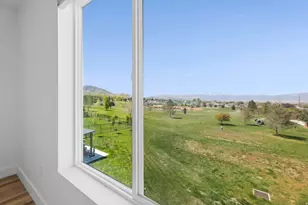 469 N 1360 E, Tooele, UT 84074 - Photo 37
