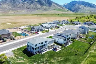 469 N 1360 E, Tooele, UT 84074 - Photo 57