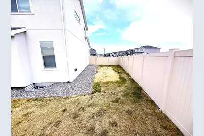 3367 S Heathercrest Dr, Saratoga Springs, UT 84045 - Photo 19
