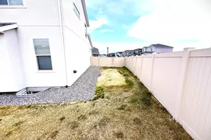 3367 S Heathercrest Dr, Saratoga Springs, UT 84045 - Photo 19