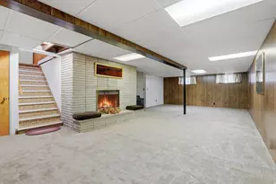 2252 E 6450 S, Cottonwood Heights, UT 84121 - Photo 29