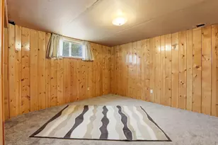 2252 E 6450 S, Cottonwood Heights, UT 84121 - Photo 31