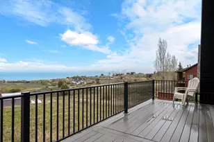 841 N Trapper Circle, Garden City, UT 84028 - Photo 11