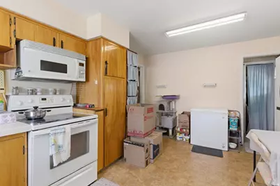 1677 S 75 E, Bountiful, UT 84010 - Photo 11