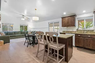 2521 N Apricot Pl, Saratoga Springs, UT 84045 - Photo 15