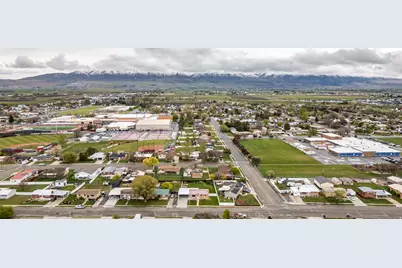 822 N 100 W, Tremonton, UT 84337 - Photo 29