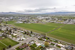 822 N 100 W, Tremonton, UT 84337 - Photo 31