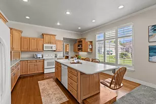 275 S Eagle Way, North Salt Lake, UT 84054 - Photo 11