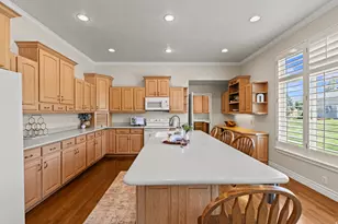 275 S Eagle Way, North Salt Lake, UT 84054 - Photo 13