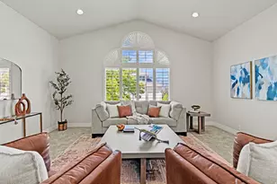 275 S Eagle Way, North Salt Lake, UT 84054 - Photo 5