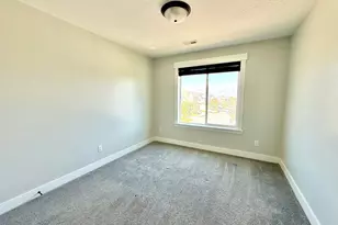 12476 S Clipper Peak Dr, Herriman, UT 84096 - Photo 31