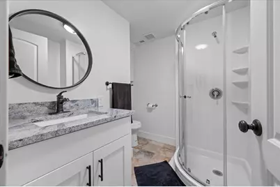 1359 N East Lisa St E, Layton, UT 84040 - Photo 31