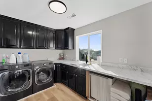 4552 W Windsor Cir N, Cedar Hills, UT 84062 - Photo 41
