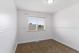 1396 E 380 N, Lehi, UT 84043 - Photo 19