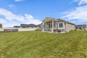 1092 E 250 S, Tremonton, UT 84337 - Photo 33