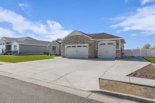 1092 E 250 S, Tremonton, UT 84337 - Photo 35
