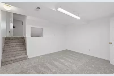 1183 E 2300 N, Layton, UT 84040 - Photo 31