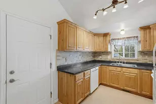 1183 E 2300 N, Layton, UT 84040 - Photo 13