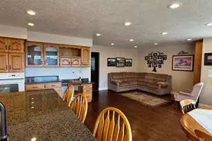 1959 N 150 E, Centerville, UT 84014 - Photo 11