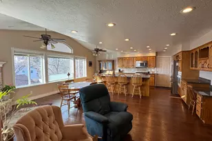 1959 N 150 E, Centerville, UT 84014 - Photo 7