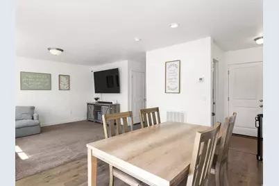 1512 W Parkview Dr S, Syracuse, UT 84075 - Photo 13