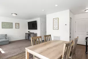 1512 W Parkview Dr S, Syracuse, UT 84075 - Photo 13