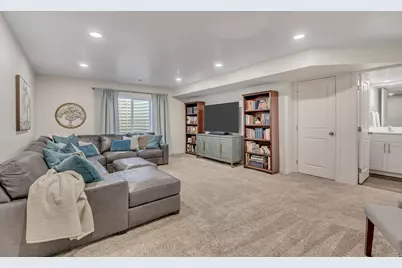 675 S Miller Ave E, North Salt Lake, UT 84054 - Photo 25