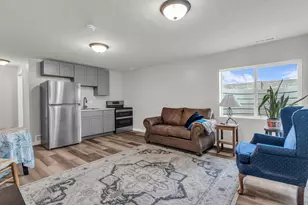 1434 W Watson Ln, Lindon, UT 84042 - Photo 35