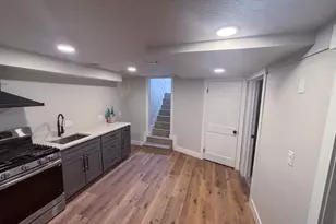 862 W Pacific Ave, Salt Lake City, UT 84104 - Photo 27