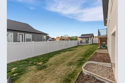 1707 N Larkspur Way, Layton, UT 84040 - Photo 33